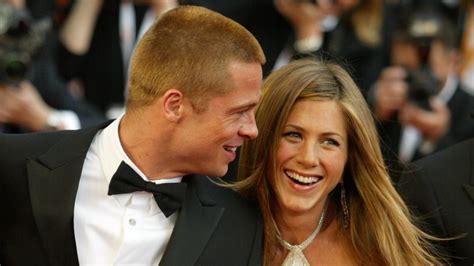 Full Brad Pitt and Jennifer Aniston Relationship。